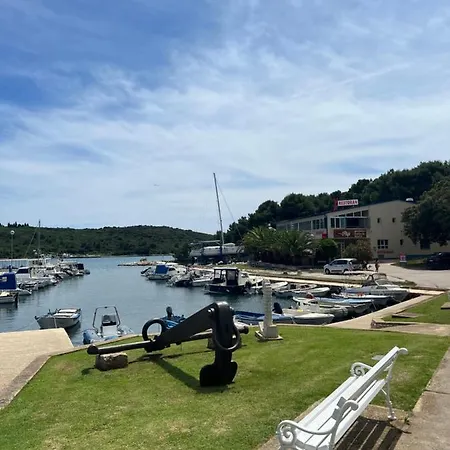 公寓 Istria *